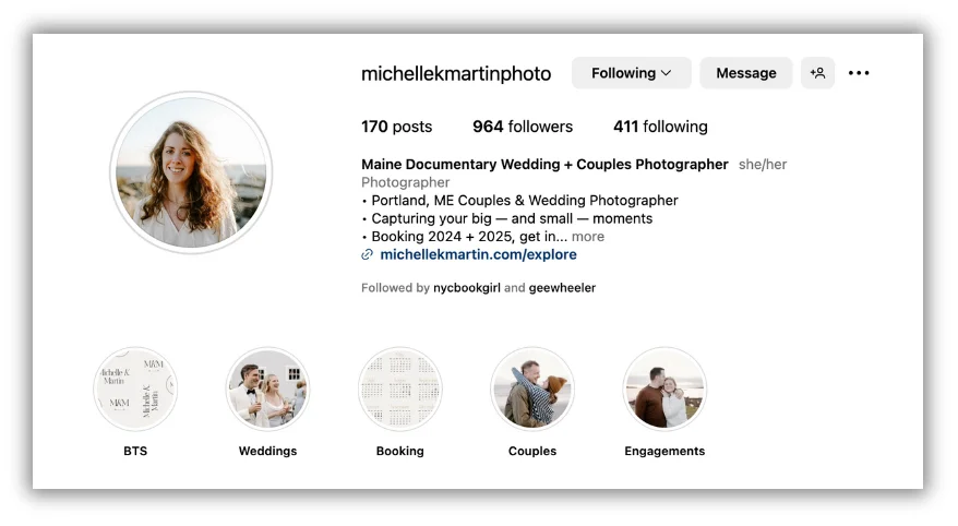 example of instagram photographer with customized highlights